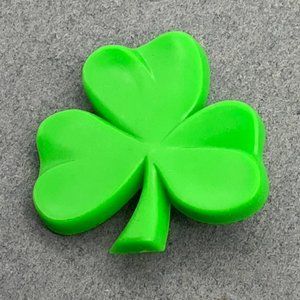 Three Leaf Clover Pin Brooch Spring Green St Patricks Day Irish Retro Vintage